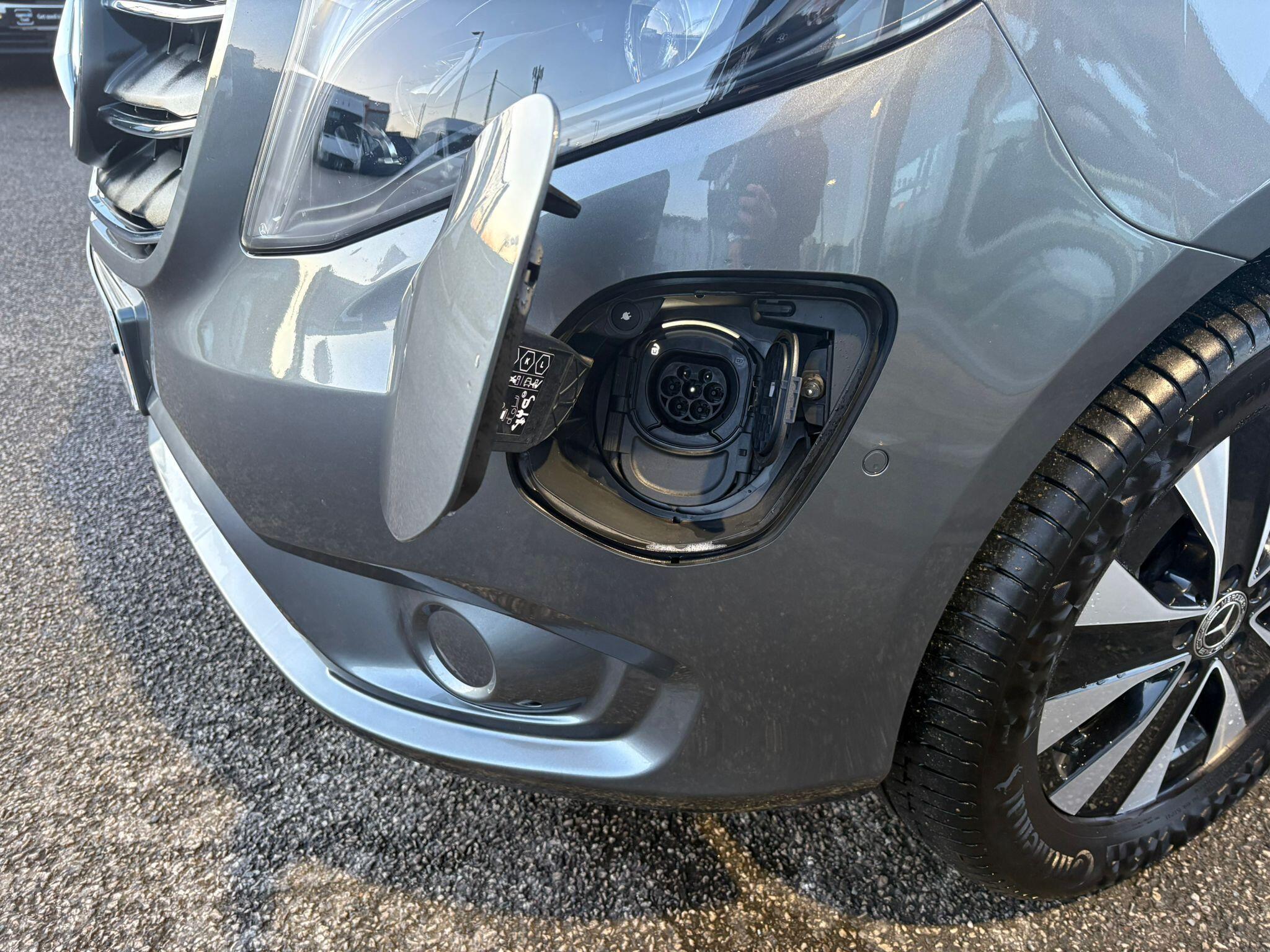 Mercedes-Benz eVito